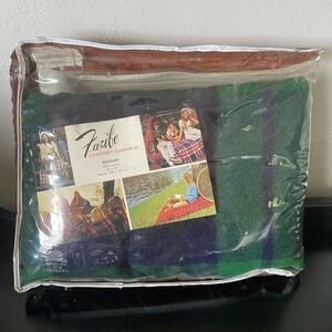NIP Vintage FARIBO Blue Green Plaid Acrylic Fringe Blanket 50''x 60'’
